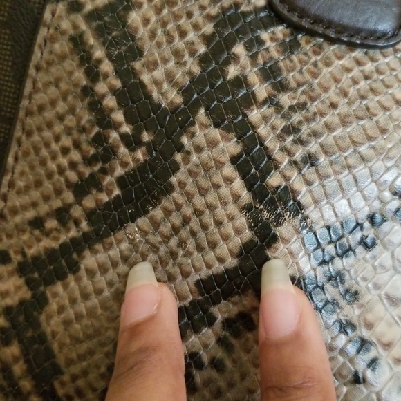 Michael Kors Purse - Picture 6 of 8